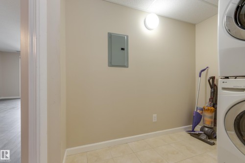 317 6083 Maynard Way, Edmonton, AB - Indoor Photo Showing Laundry Room