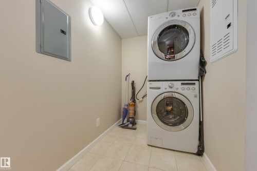 317 6083 Maynard Way, Edmonton, AB - Indoor Photo Showing Laundry Room
