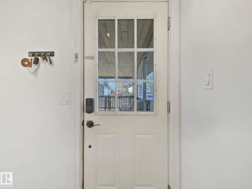 429 Westview Close, Edmonton, AB - Indoor Photo Showing Other Room