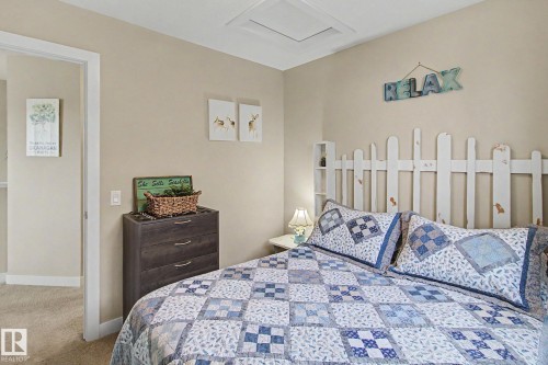 7363 179 Avenue, Edmonton, AB - Indoor Photo Showing Bedroom