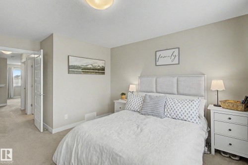 7363 179 Avenue, Edmonton, AB - Indoor Photo Showing Bedroom