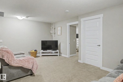7363 179 Avenue, Edmonton, AB - Indoor