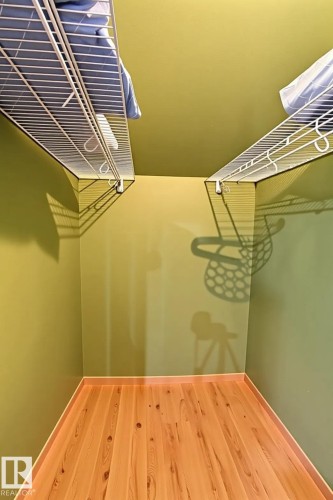 230 Chateau Place, Edmonton, AB - Indoor
