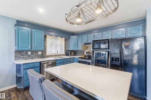 42 Patterson Cr, St. Albert, AB - Indoor Photo Showing Kitchen