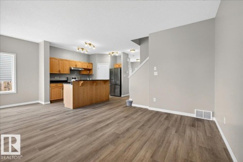 99 Birch Place, Fort Saskatchewan, AB - Indoor Photo Showing Kitchen