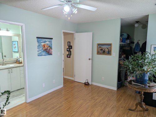 1870 111A Street, Edmonton, AB - Indoor