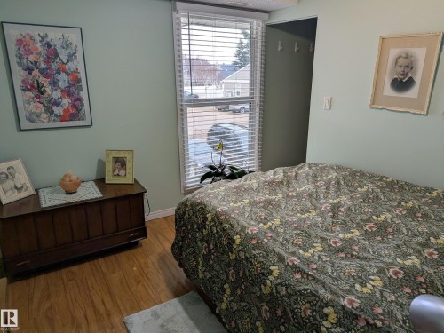 1870 111A Street, Edmonton, AB - Indoor Photo Showing Bedroom
