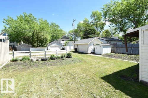 11407 68 Street, Edmonton, AB 