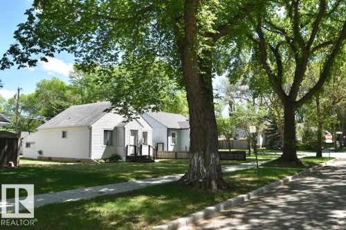 11407 68 Street, Edmonton, AB 