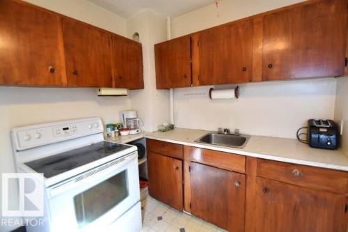 11407 68 Street, Edmonton, AB 