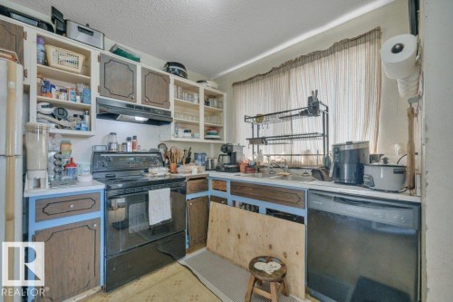 4409 42B Avenue, Leduc, AB - Indoor Photo Showing Other Room