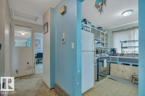 4409 42B Avenue, Leduc, AB - Indoor