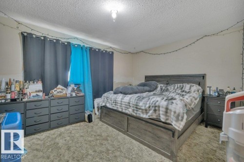 4409 42B Avenue, Leduc, AB - Indoor Photo Showing Bedroom
