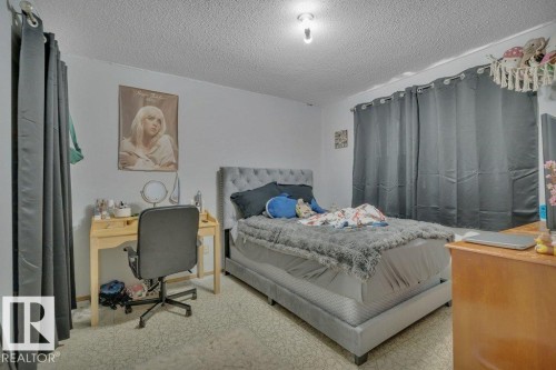 4409 42B Avenue, Leduc, AB - Indoor Photo Showing Bedroom