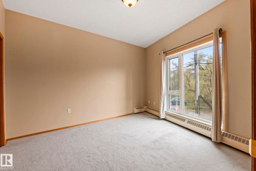 206 10809 Saskatchewan Drive Nw, Edmonton, AB - Indoor Photo Showing Other Room