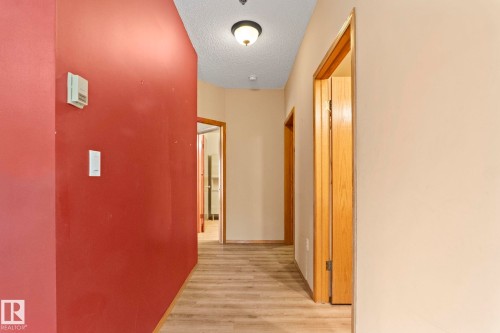 206 10809 Saskatchewan Drive Nw, Edmonton, AB - Indoor Photo Showing Other Room