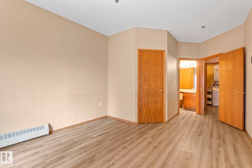 206 10809 Saskatchewan Drive Nw, Edmonton, AB - Indoor Photo Showing Other Room