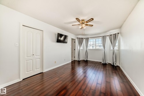 4823 147 Avenue, Edmonton, AB - Indoor Photo Showing Other Room