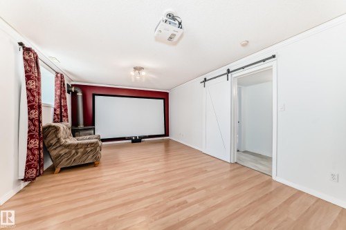 4823 147 Avenue, Edmonton, AB - Indoor Photo Showing Other Room