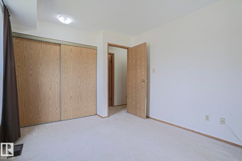 101 60 Alpine Place, St. Albert, AB - Indoor Photo Showing Other Room