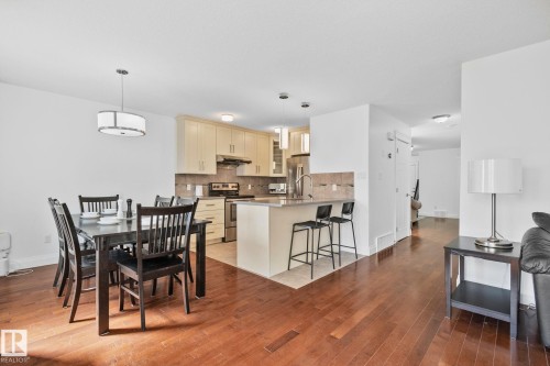 10813 66 Avenue, Edmonton, AB - Indoor