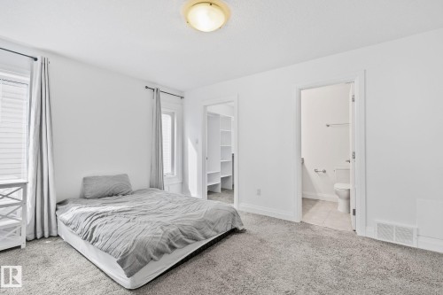 10813 66 Avenue, Edmonton, AB - Indoor Photo Showing Bedroom