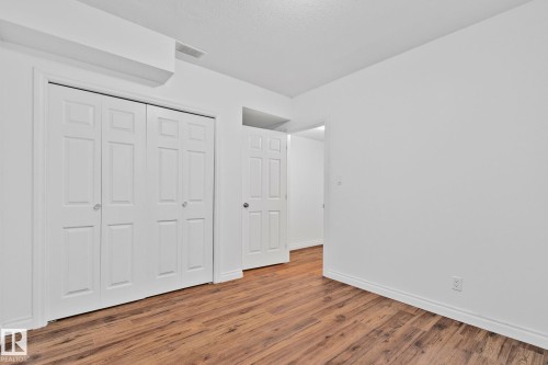 10813 66 Avenue, Edmonton, AB - Indoor Photo Showing Other Room