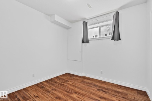 10813 66 Avenue, Edmonton, AB - Indoor Photo Showing Other Room