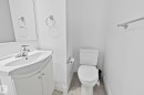 10813 66 Avenue, Edmonton, AB  - Indoor Photo Showing Bathroom 