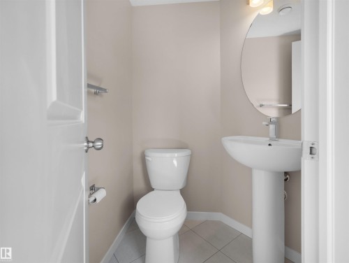 7766 Eifert Crescent, Edmonton, AB - Indoor Photo Showing Bathroom