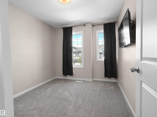 7766 Eifert Crescent, Edmonton, AB - Indoor Photo Showing Other Room