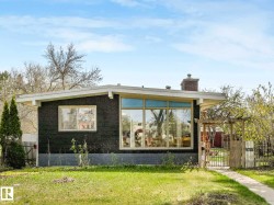 9735 155 Street  Edmonton, AB T5P 2K8
