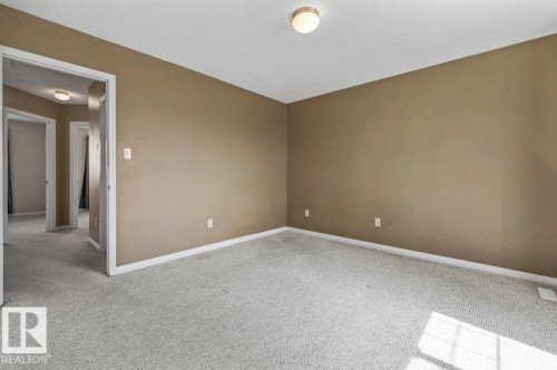 12148 16 Avenue, Edmonton, AB 