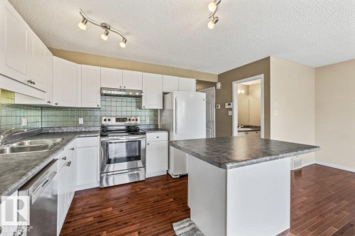 12148 16 Avenue, Edmonton, AB 
