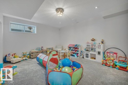 6824 19A Avenue, Edmonton, AB 