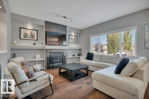 6824 19A Avenue, Edmonton, AB 