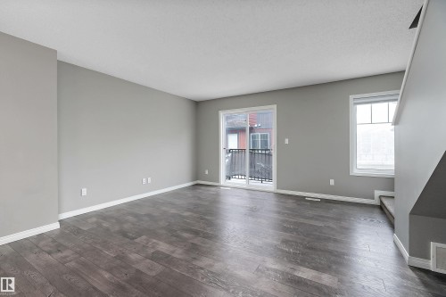 90 3305 Orchards Link Link, Edmonton, AB - Indoor