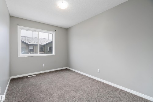 90 3305 Orchards Link Link, Edmonton, AB - Indoor Photo Showing Other Room