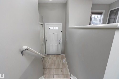 90 3305 Orchards Link Link, Edmonton, AB - Indoor Photo Showing Other Room