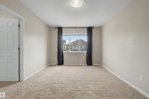 2534 Coughlan Road, Edmonton, AB - Indoor Photo Showing Other Room