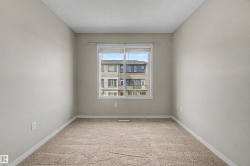 2534 Coughlan Road, Edmonton, AB - Indoor Photo Showing Other Room