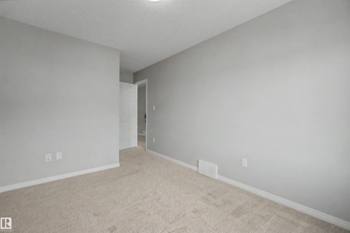 2534 Coughlan Road, Edmonton, AB - Indoor Photo Showing Other Room