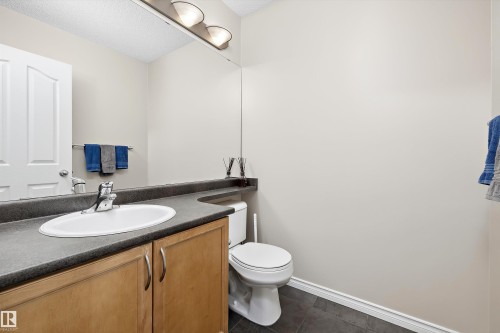 130 Foxhaven Way, Sherwood Park, AB - Indoor Photo Showing Bathroom