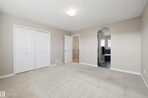 130 Foxhaven Way, Sherwood Park, AB - Indoor