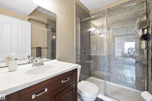 130 Foxhaven Way, Sherwood Park, AB - Indoor Photo Showing Bathroom