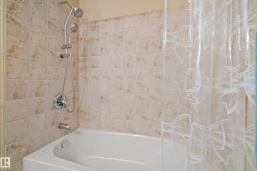 2332 Rutherford Way, Edmonton, AB - Indoor Photo Showing Bathroom