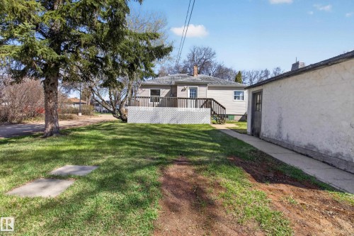 5409 49 Ave, Camrose, AB - Outdoor