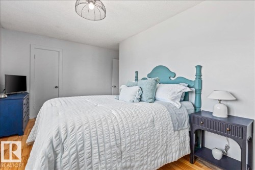 14222 91 Avenue, Edmonton, AB - Indoor Photo Showing Bedroom