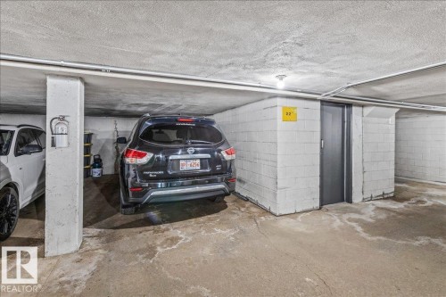 14222 91 Avenue, Edmonton, AB - Indoor Photo Showing Garage