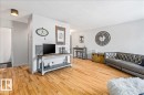 14222 91 Avenue, Edmonton, AB  - Indoor Photo Showing Living Room 